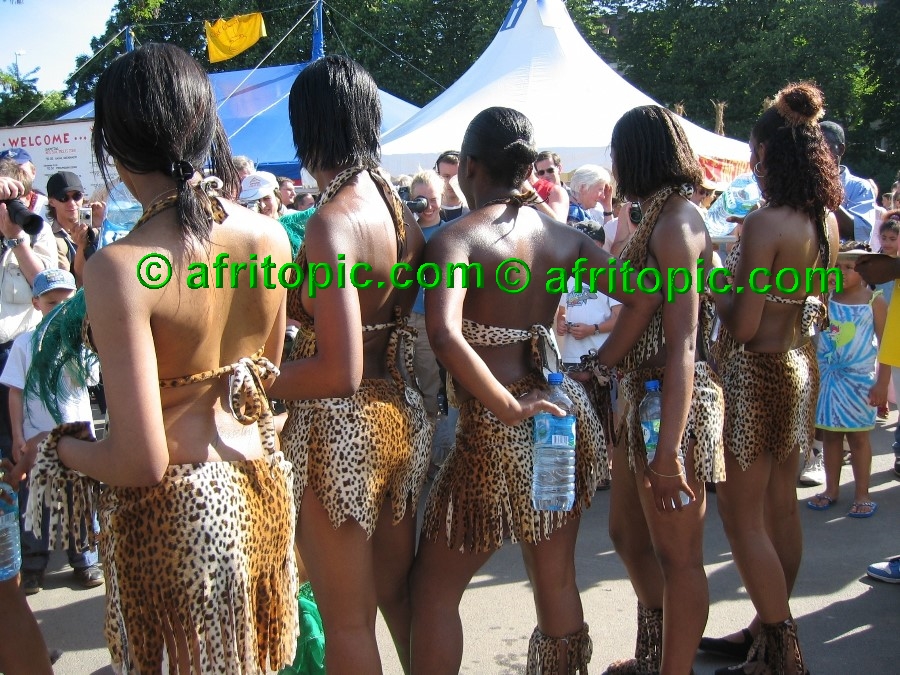 ../Images/AfricaFestival-27-28May05 093.jpg